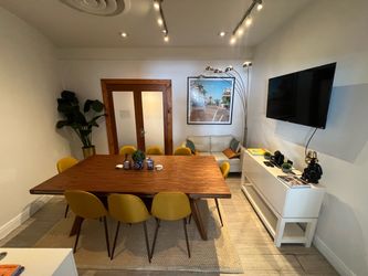 COMPLETE OFFICE FURNITURE & EQUIPMENT PACKAGE – MIAMI BEACH – BULK SALE