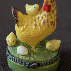 Hen Trinket box