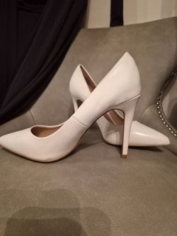 White shoes s-9