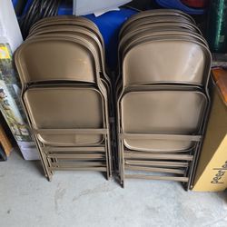 15 Folding Chairs 