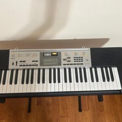 Casio Electric keyboard 