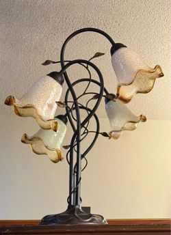 Vintage Style Lily / Calla Lily Table Lamp – 2 -Light Metal Vine Base with Amber Glass Shades