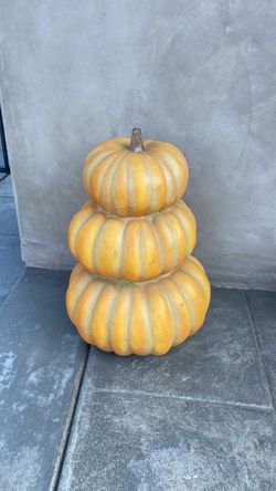 Fall pumpkins 3 tier