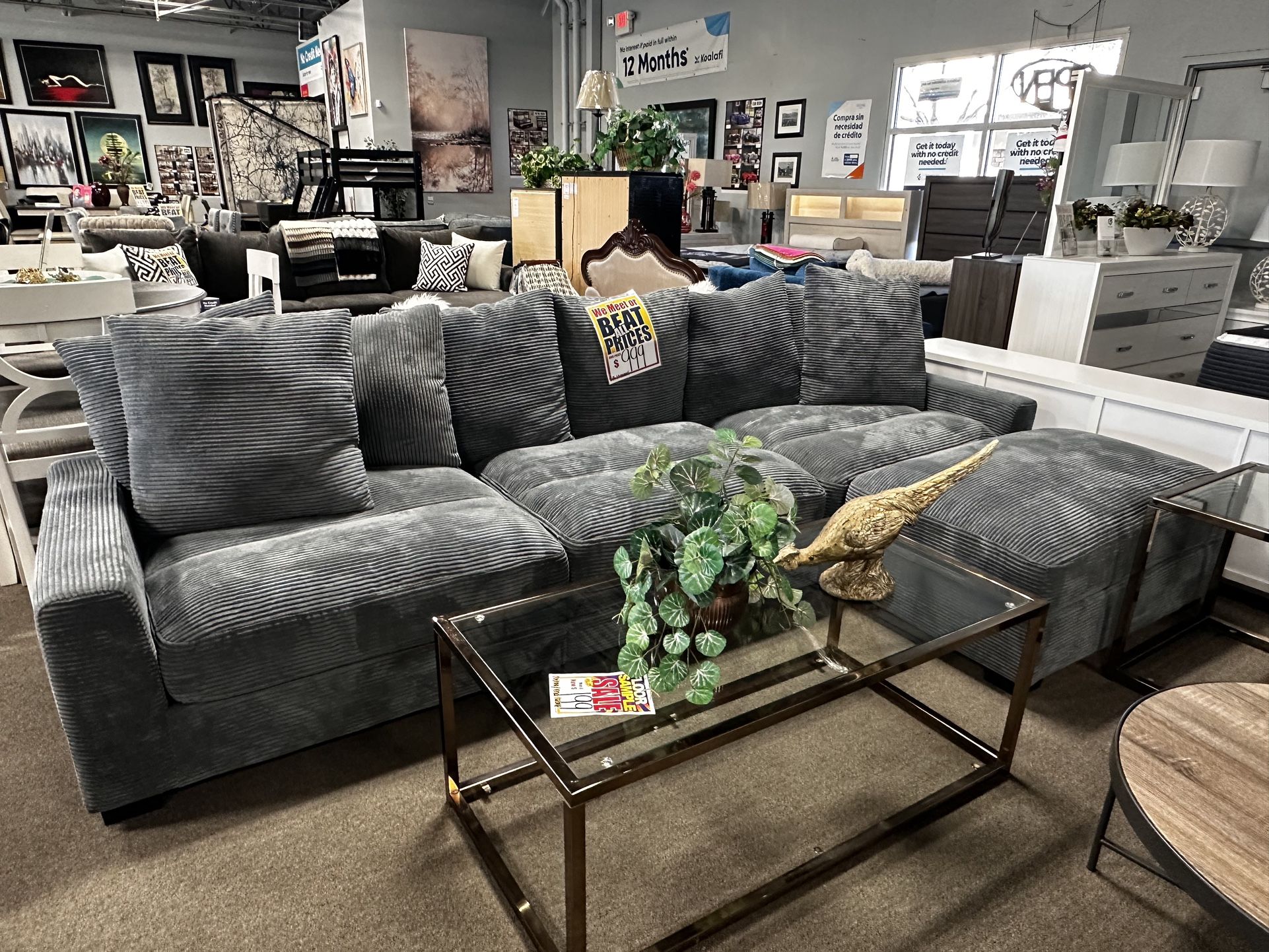Stunning Modular sectional! $899 📲🚨✨