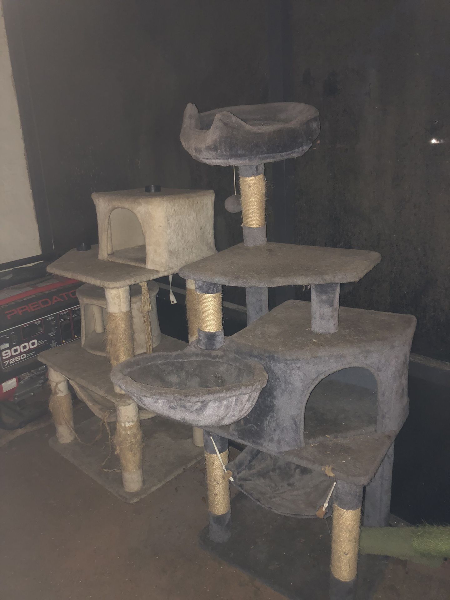 Cat Play Tower
