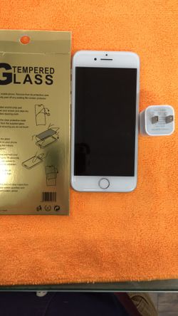 iPhone 8 Silver Color 64GB AT&T