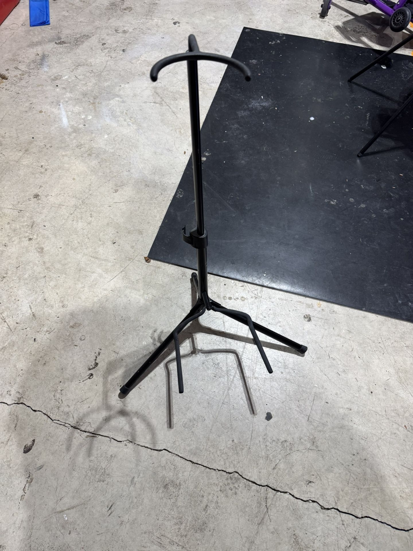 Guitar Stand
