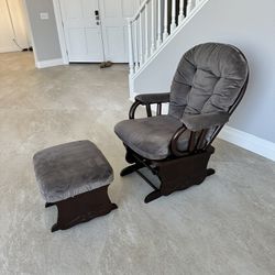 Nursey Chair
