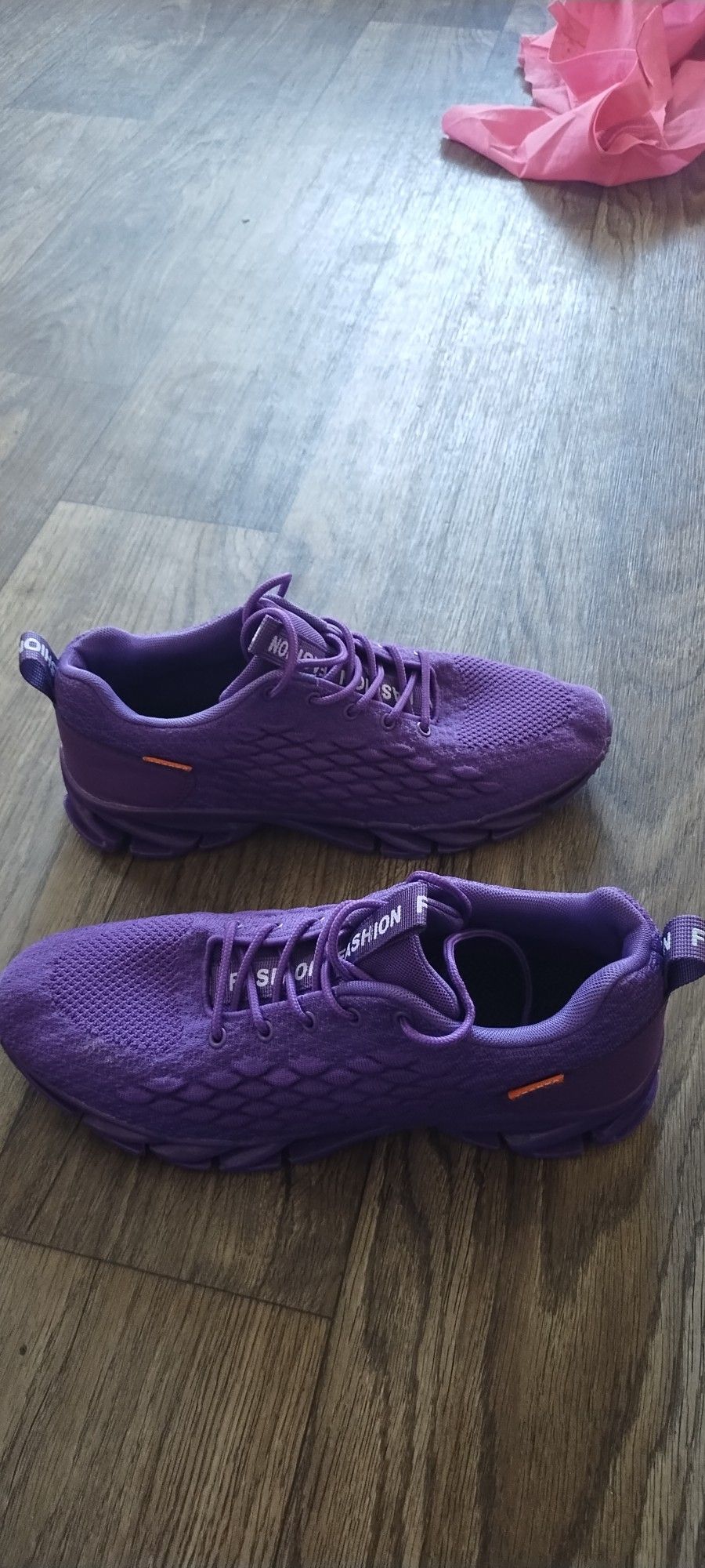 MEN'S FASHION ATHLETIC RUNNING SHOES NC SIZE 11.5