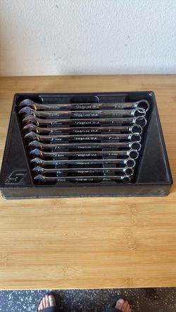 Snap-on Metric Combination Wrench Set