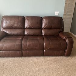 Reclining Sofa !!!Brand New! $750 Military Moving Must Sell!!