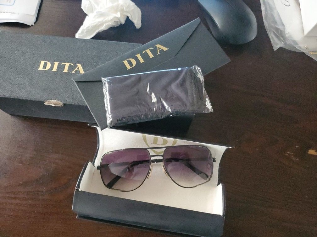 Dita sunglasses Midnight special titanium (original)$199 firm