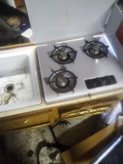 Wedgewood Stove And Sink