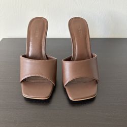 Women’s Forever 21 Heels Size 5.5