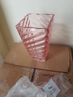 Lot Of 6 Pink Spiral Tapered Vase