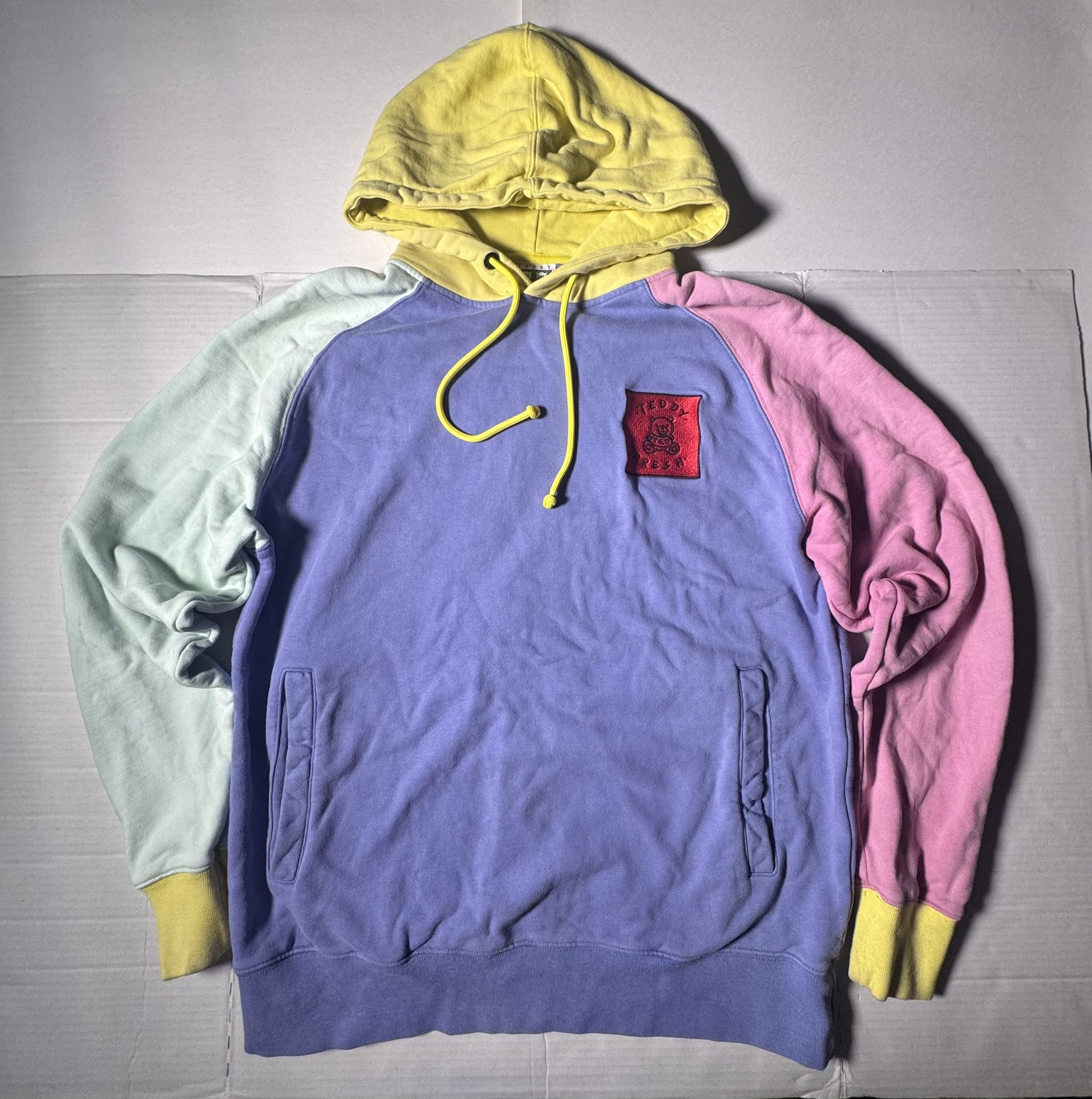 Pre Owned Fair Last 3 Photos Spots I have not tried to remove spots Teddy Fresh Hoodie Pastel Purple Mint Green Yellow Pink Men Size Medium