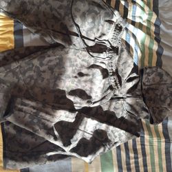 2020 - 2021 Nike Tech Fleece 