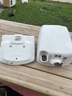 Honda Ruckus oem battery box cover