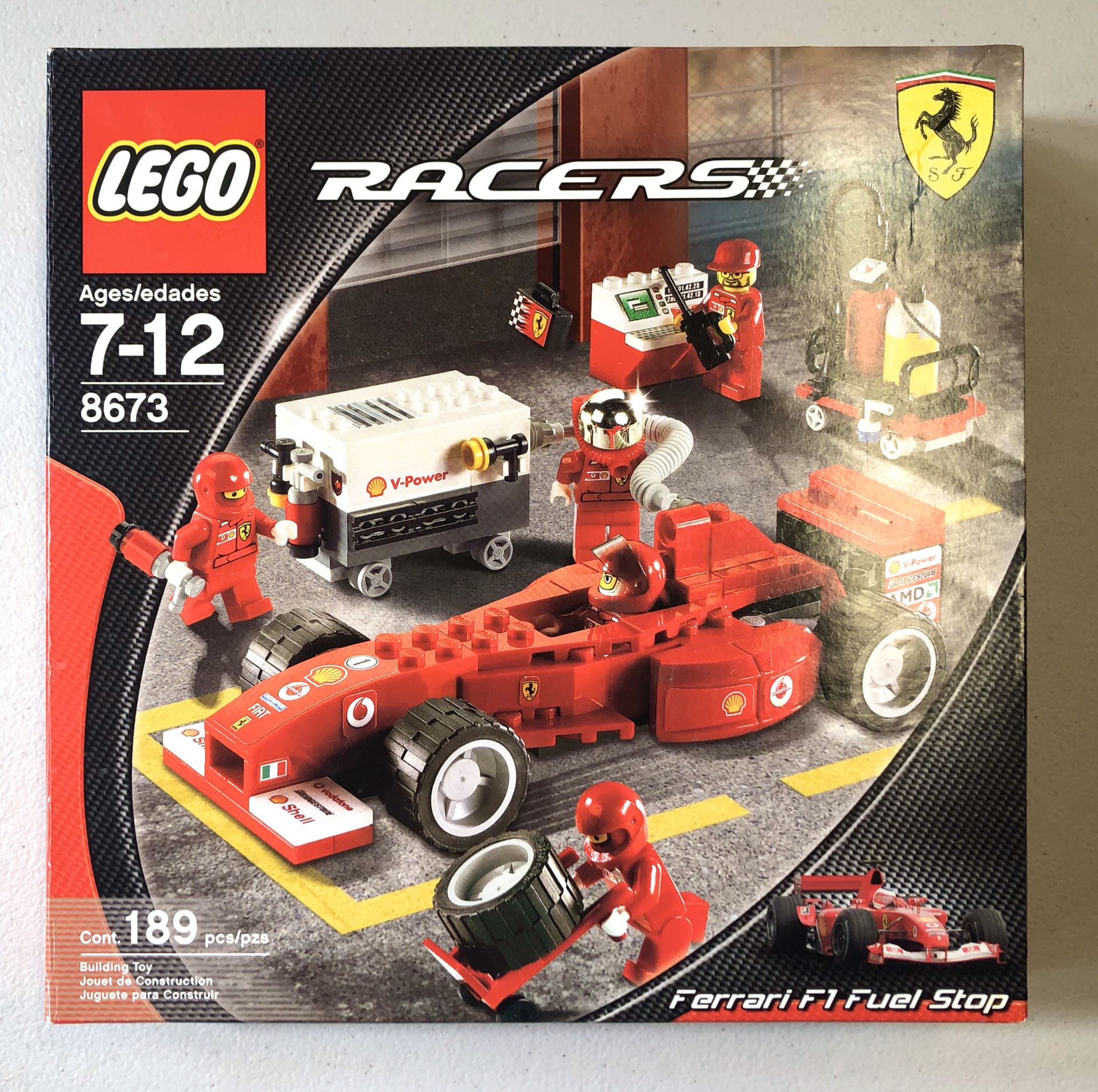 Lego Ferrari F1 Fuel Stop - Complete