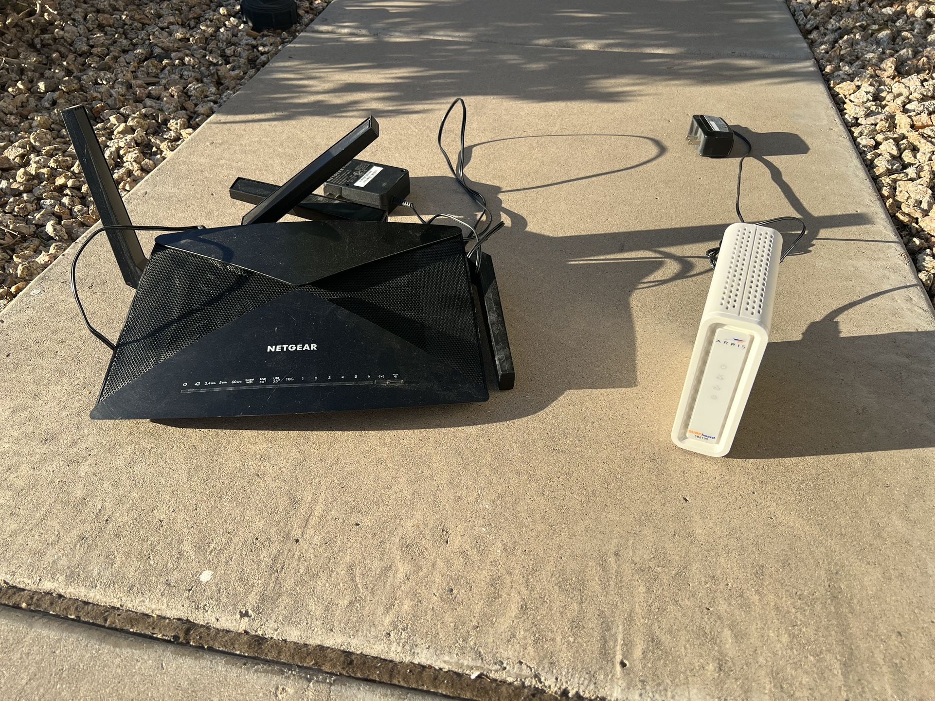 Netgear Nighthawk X10 Router + Arris Surfboard SB6190 Modem Bundle