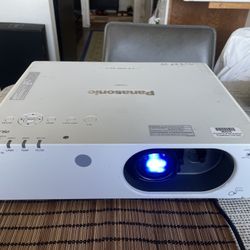 Panasonic Hdmi Movie Tv Projector