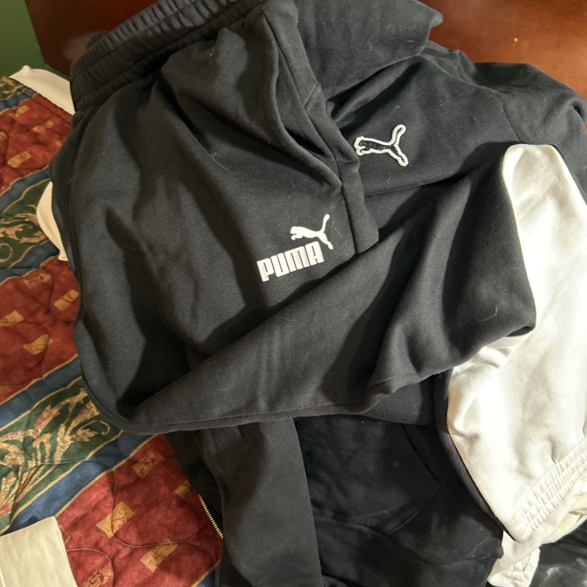 Men’s Puma Sweatsuit