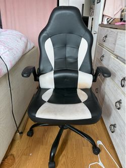 Gaming chair