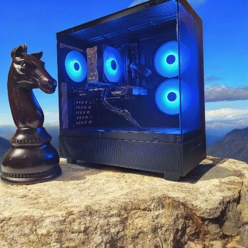 Gaming PC - Very Nice - Benchmarks Over 300 FPS @ 1080p High