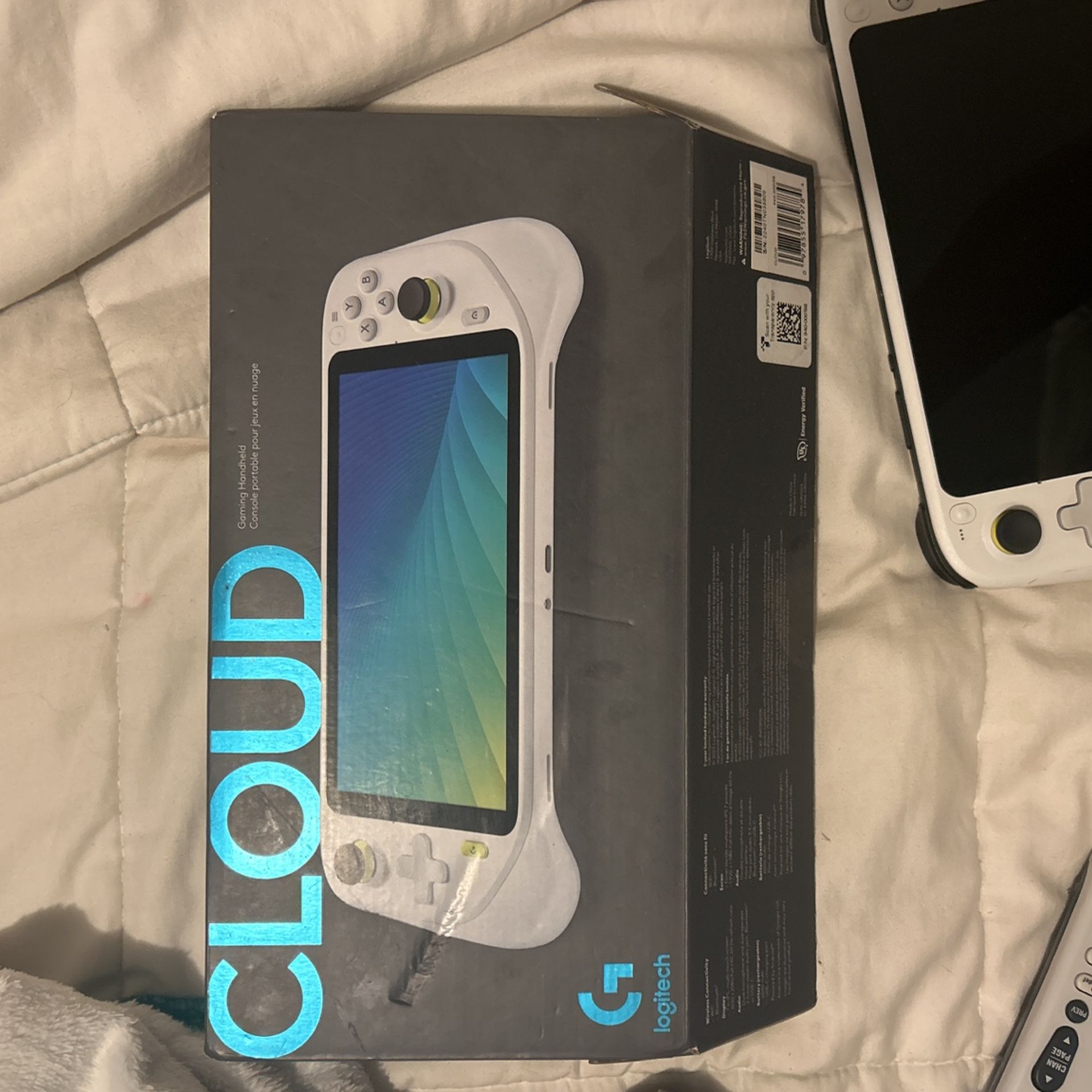 Cloud with beat headphones