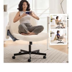 Office/Gaming Chair!  New Still In Box! 