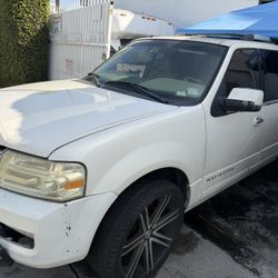 2008 Lincoln Navigator