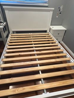 Bedroom set