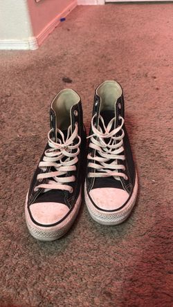 Converse Chuck Taylor High Top Sneakers (size 8 )