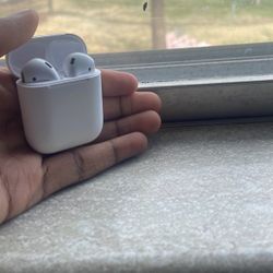 Apple AirPod Gen 2 
