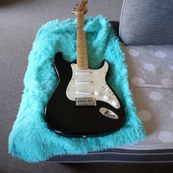 Vintage Perfect Playing  70s STRAT Affordable 150.