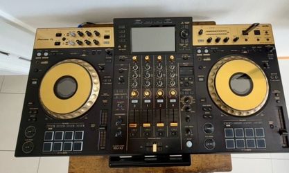 Pioneer DJ XDJ-XZ-N controller