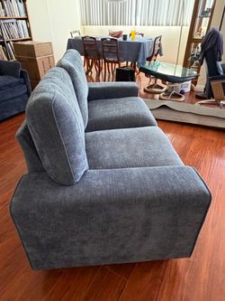 Karlita 71.5” beautiful blue sofa loveseat .
