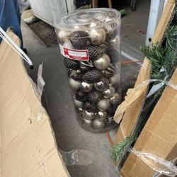 New Ornaments Gold /brown