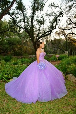 Quinceañera Dress, Corona,.ramo.y Caja