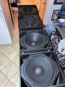 Subwoofers Speakers
