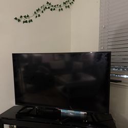 50in Roku TV $200 (obo) 