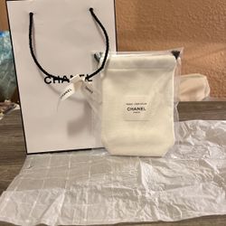 Chanel Bag Perfume Pouch Parfumerie Paris Deauville White Cotton Drawstring Bag $75 C My Other Chanel Items Ty