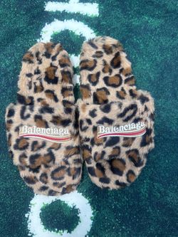 Balenciaga furry slides cheetah