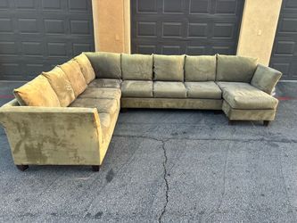 Sectional Couch