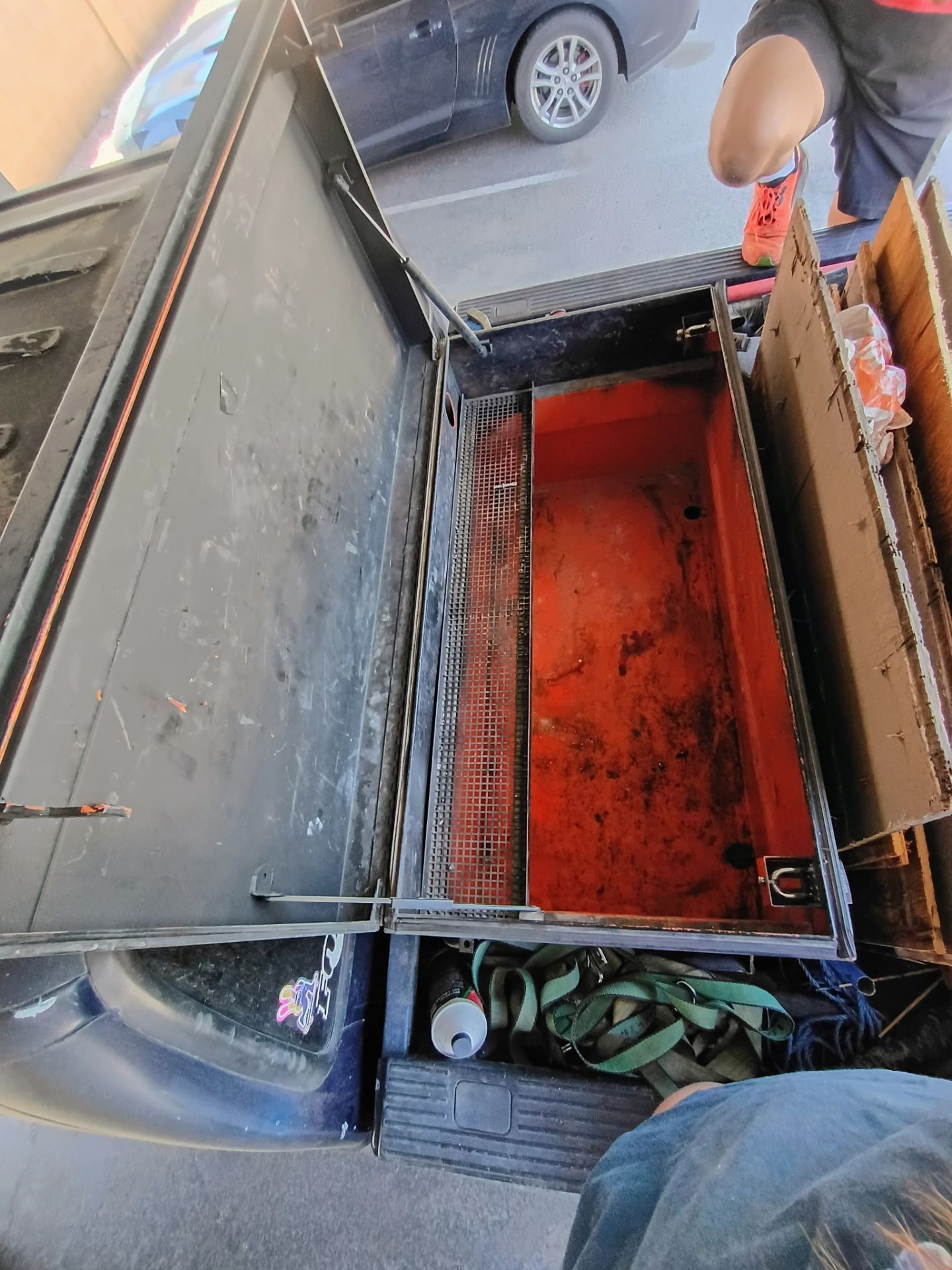 Ridgid truck tool box 2' w × 29" tall × 4' long