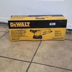 Dewalt 120 Vt Grinder New 
