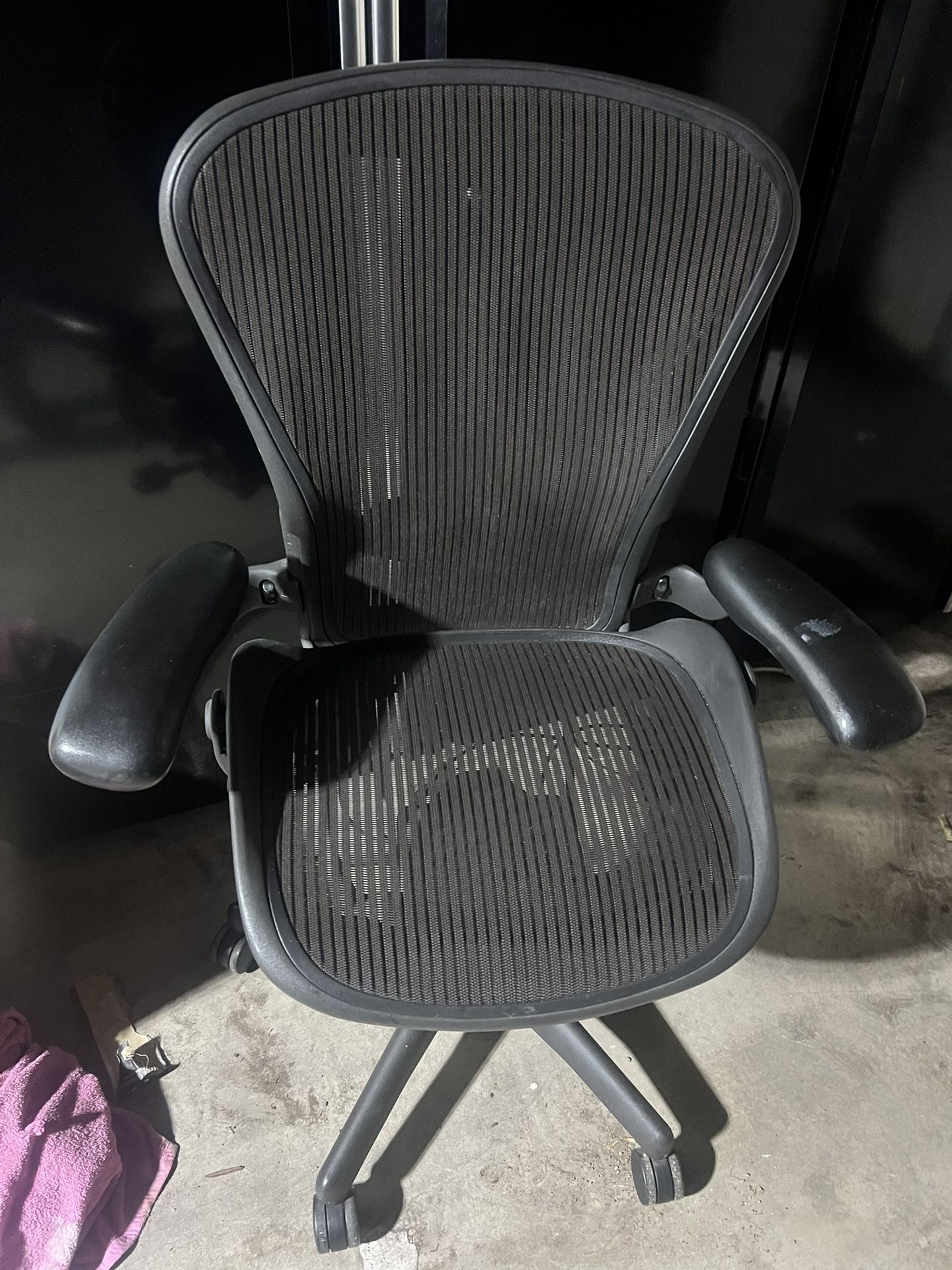 Herman Miller Office Chair Size B
