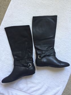 B. MAKOWSKY BLACK LEATHER SLOUCHY BOOTS