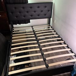 Black tuffed QUEEN bed frame almost new
