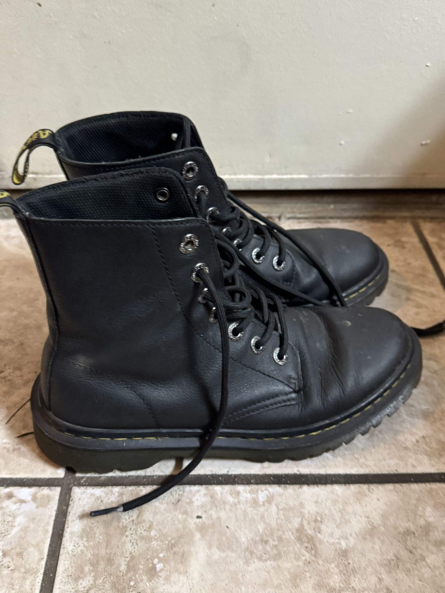 Doc Martens Size 7